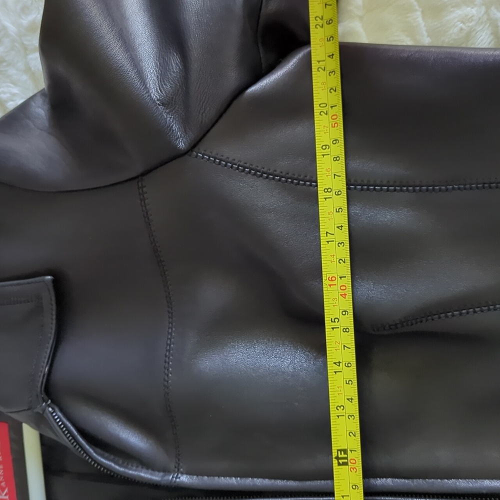 Anne Klein Black Leather Jacket with Classic Design - Picture 13 of 14